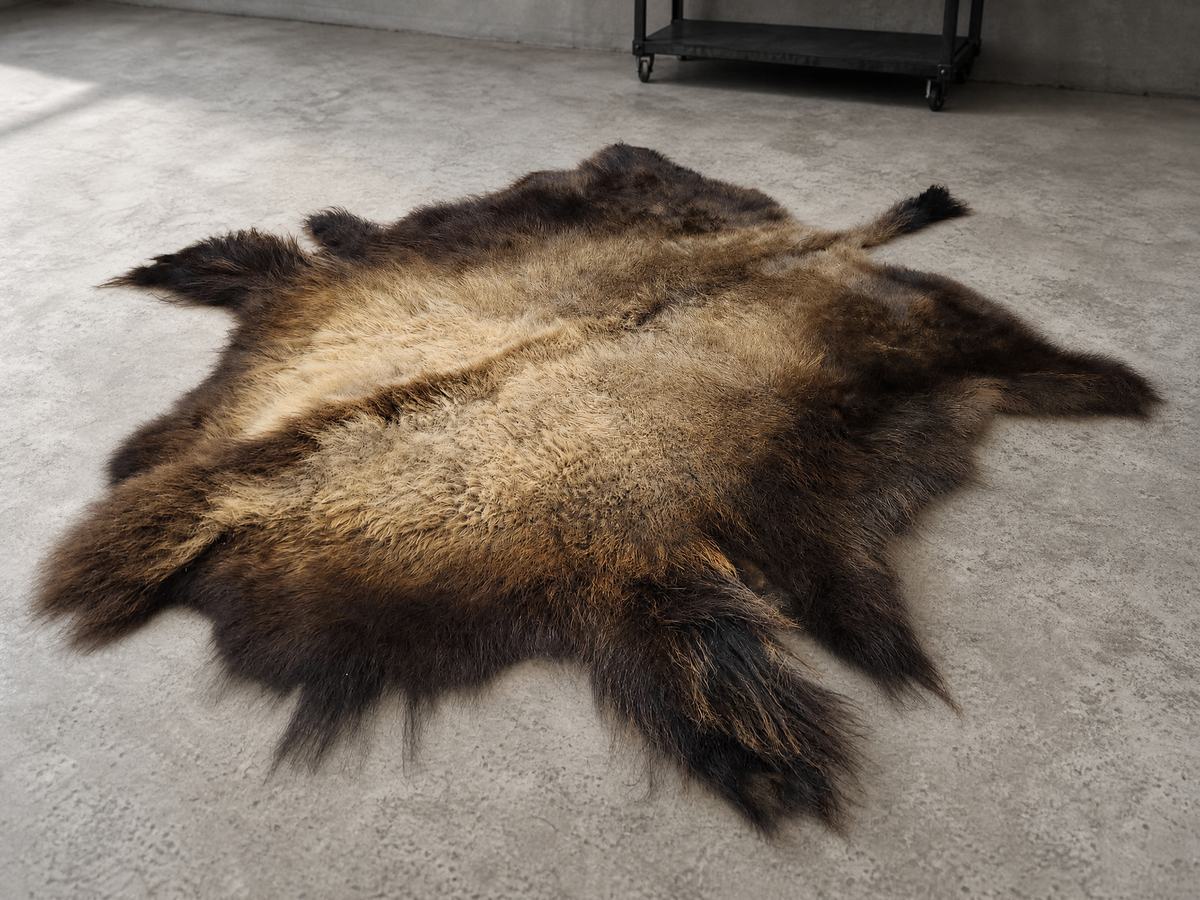 XL PREMIUM BISON HIDES