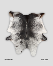 Load image into Gallery viewer, COWHIDE RUGS