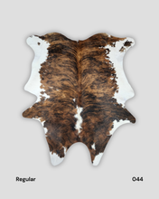 Load image into Gallery viewer, COWHIDE RUGS