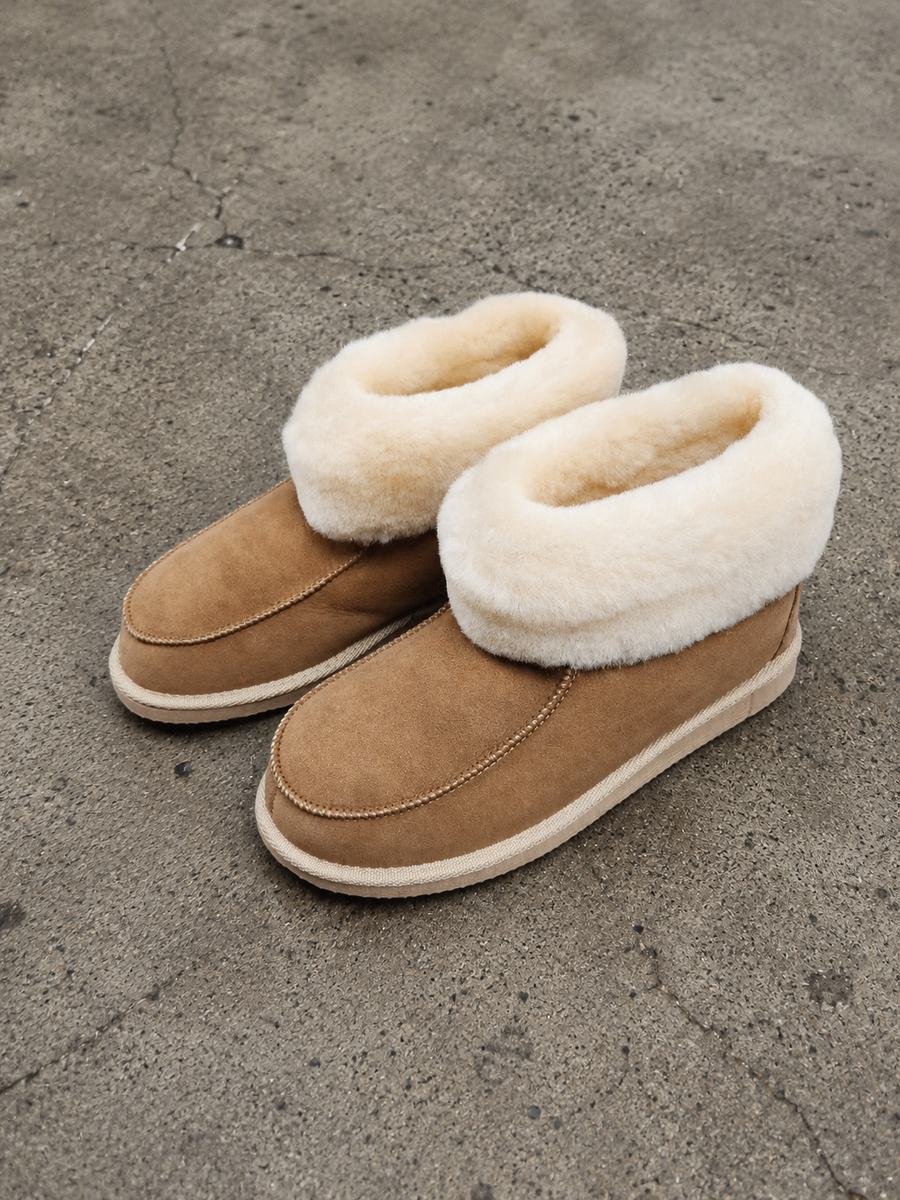 SHEEPSKIN SHOES