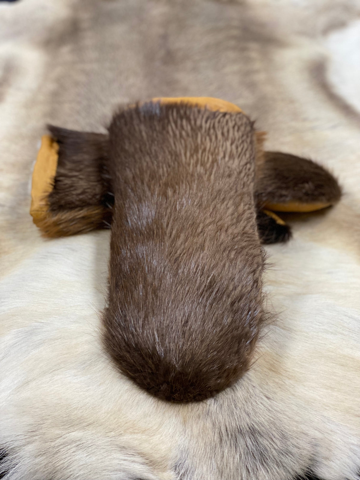 BEAVER MITTS-UNISEX