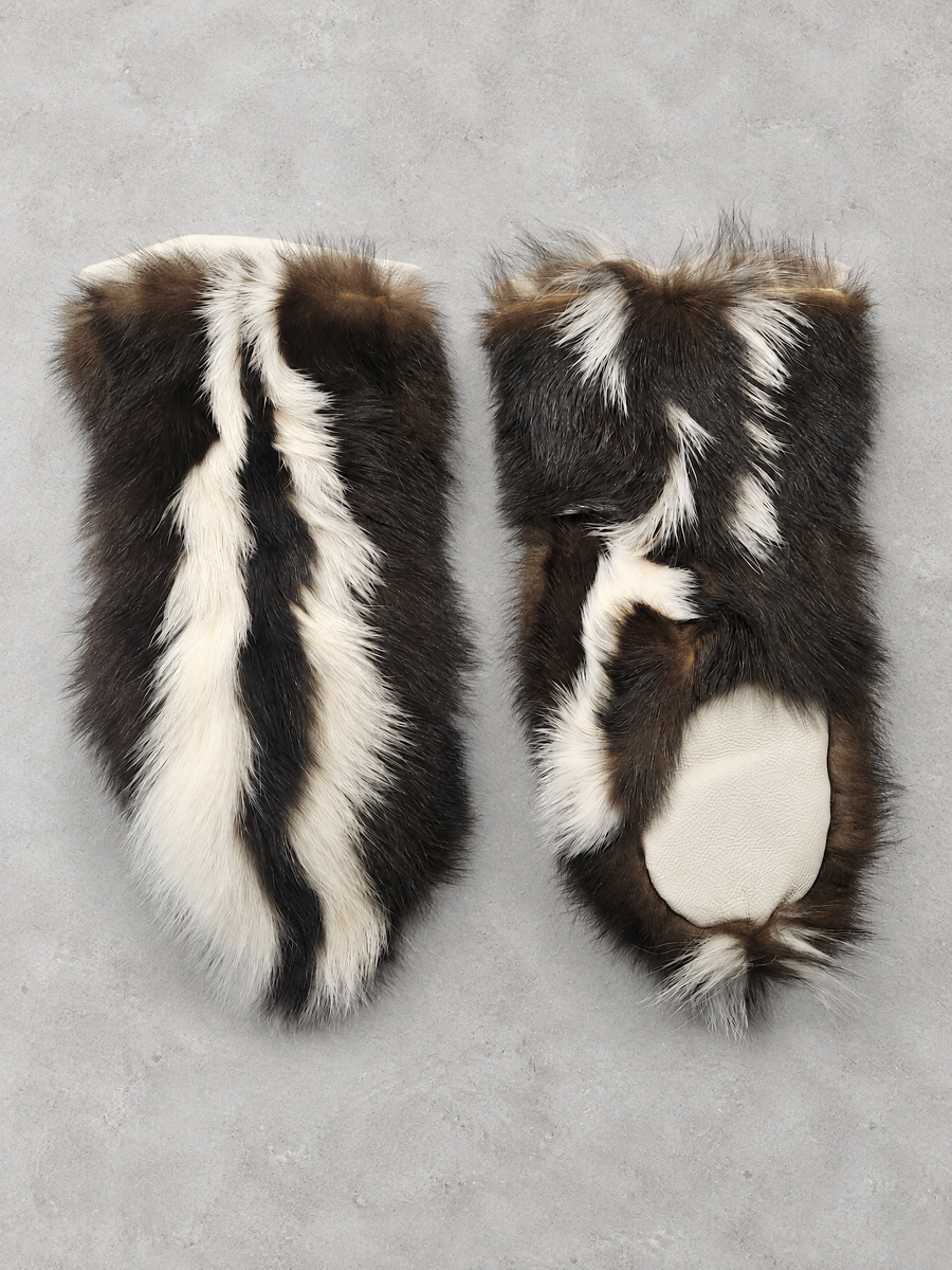 SKUNK GAUNTLETS