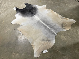 COWHIDE RUGS